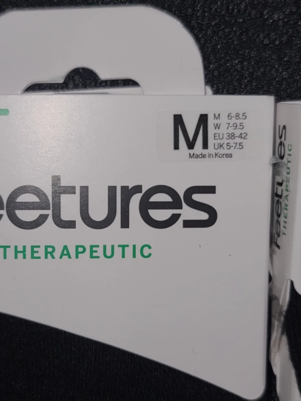 Feetures 3 pairs of black Therapeutic Max Cushion socks in size Medium  Unisex
